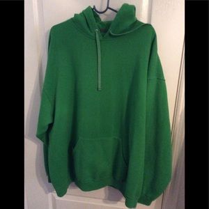 Green fruit of the Loom extra large hoodies.